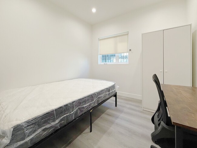 Dormitorio privado - 1219 W 36th St