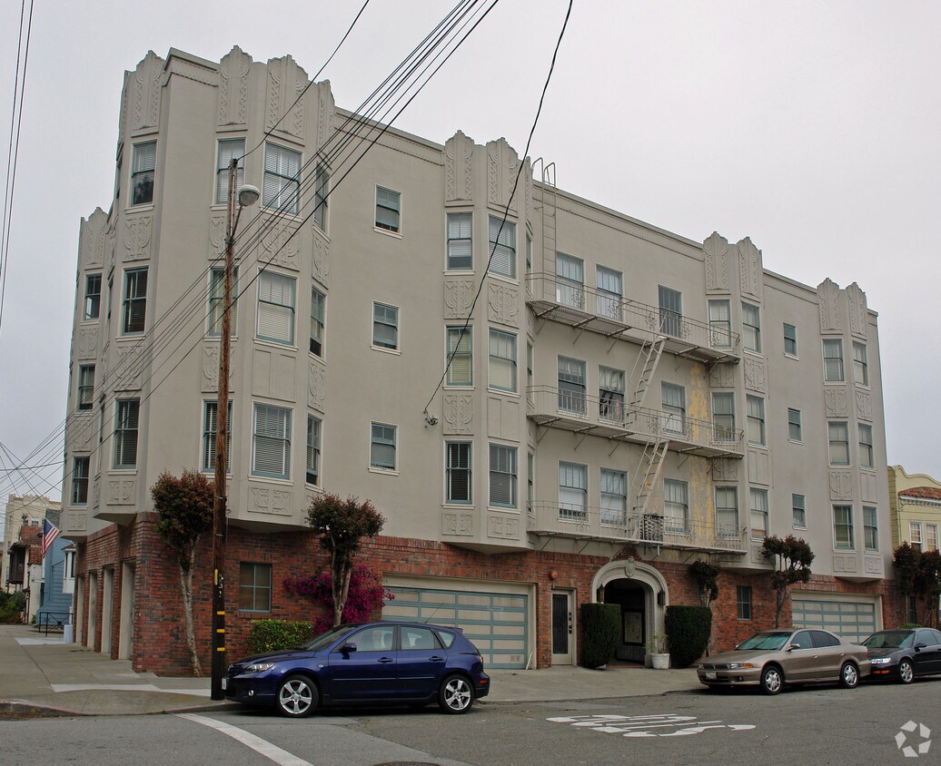 Building Photo - 895 29th Ave