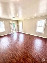 Building Photo - 1305 Turner St