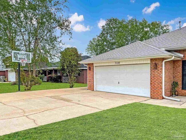 Building Photo - 7136 Fitzpatrick Rd