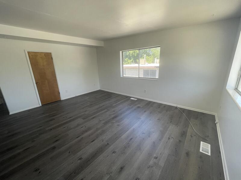 Primary Photo - 2640 S Windsor Cir