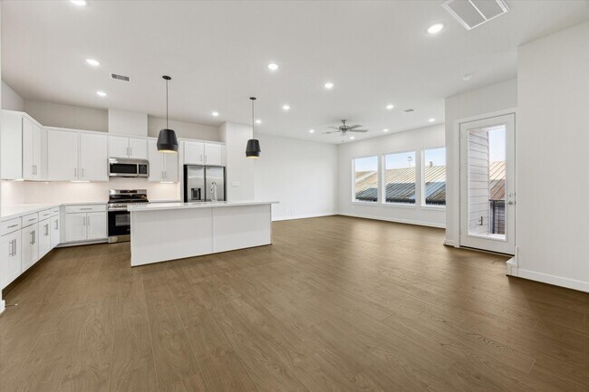 Foto del edificio - 408 N Stiles St