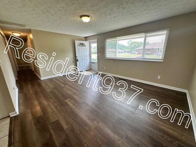 Foto del edificio - 3 Bed 2 Bath Home In Huber