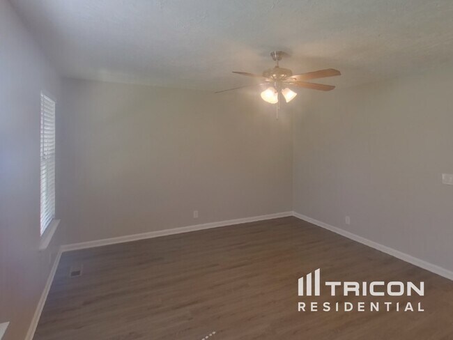 Building Photo - 1526 Amberwood Circle Murfreesboro TN