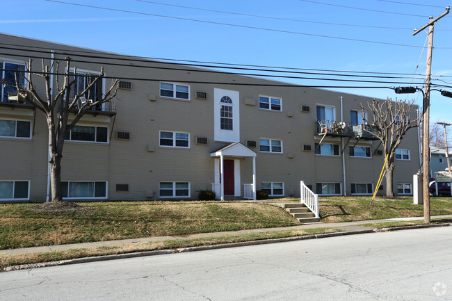 Building Photo - 294 E Winona Ave