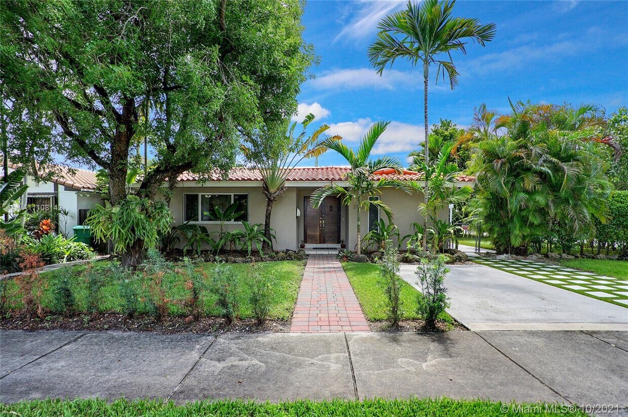 3745 SW 60th Pl, Miami, FL 33155 House Rental in Miami, FL