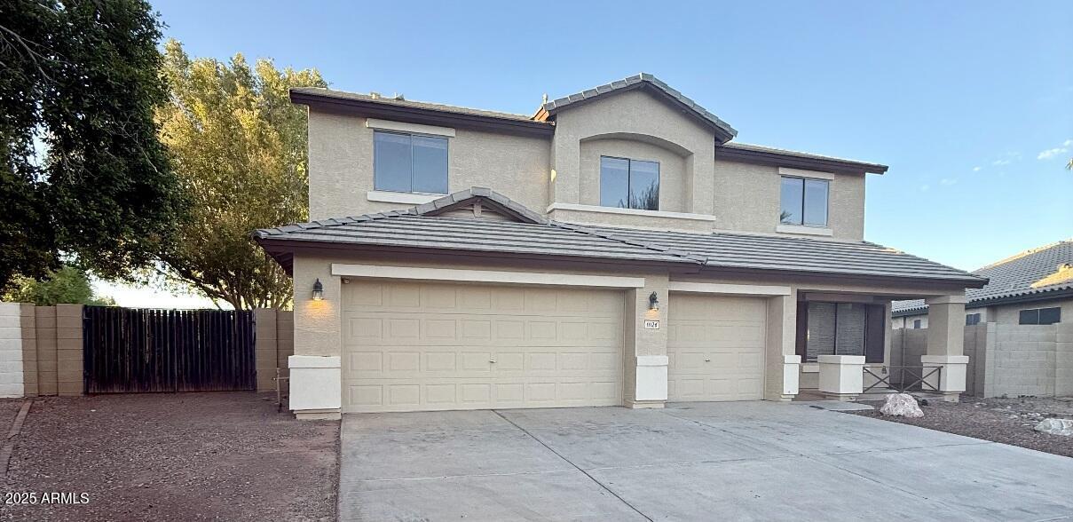 Primary Photo - 11126 W Wilshire Dr
