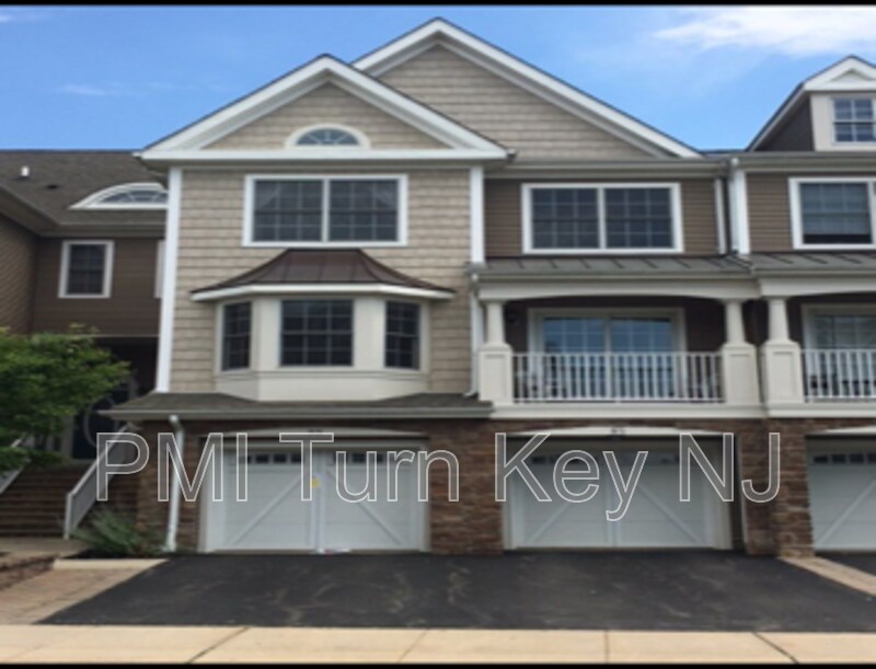 Primary Photo - 53 Raritan Reach Rd