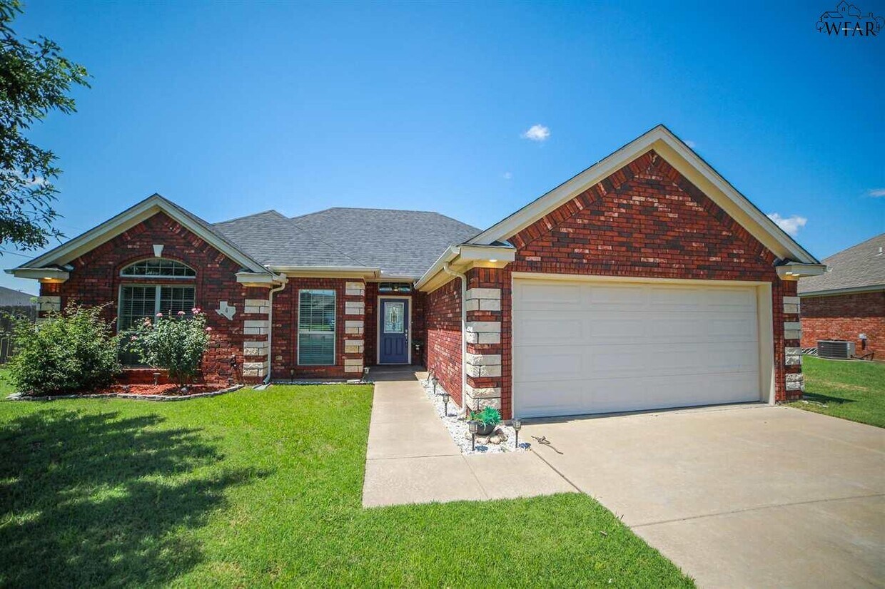 Primary Photo - 4 Jayden Ct