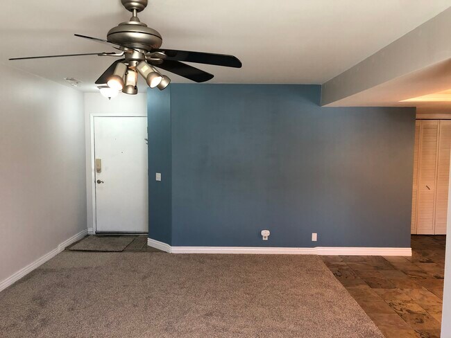 Living Room/Front Door - 5728 S Waterbury Way