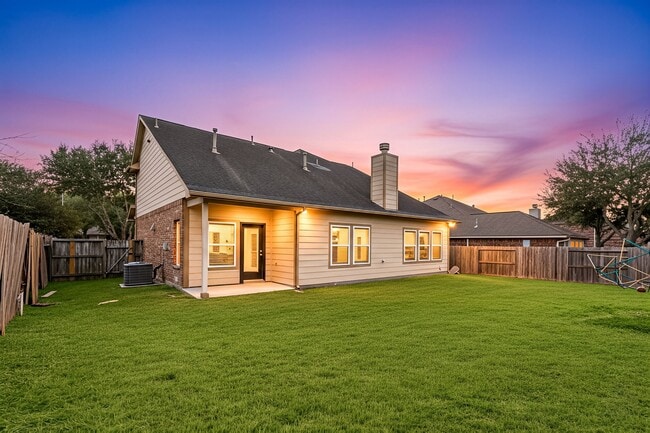 Building Photo - 21426 Venture Park Dr