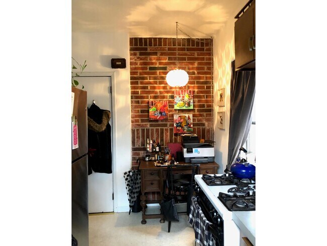 Building Photo - 349 Westminster Rd