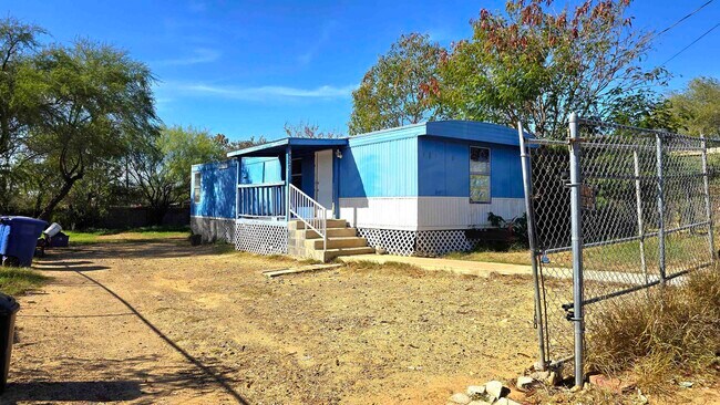 Foto del edificio - 4528 La Cienega Ln