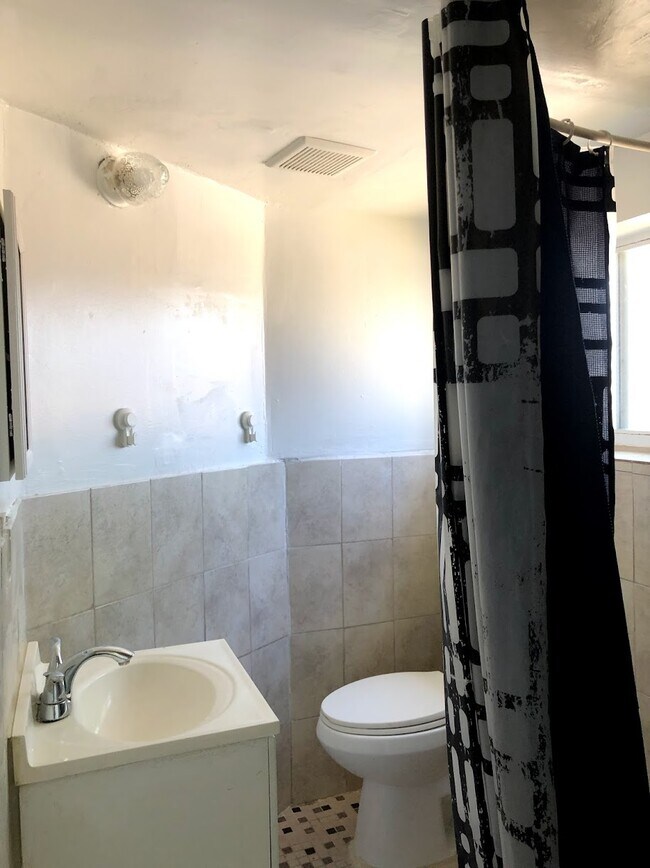 Foto del edificio - 2144 SW 17th St