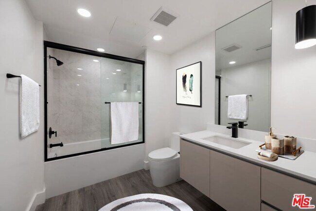 Foto del edificio - 10947 Hartsook St