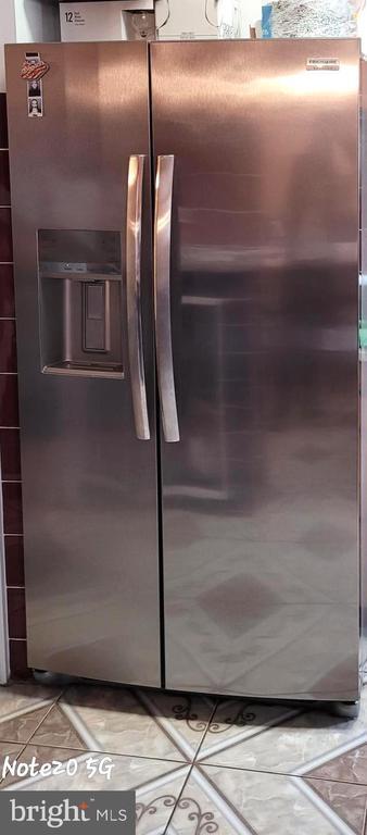 Foto del edificio - 3719 5th St