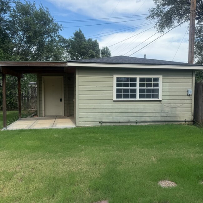 Foto del edificio - 4207 Jennie Ave