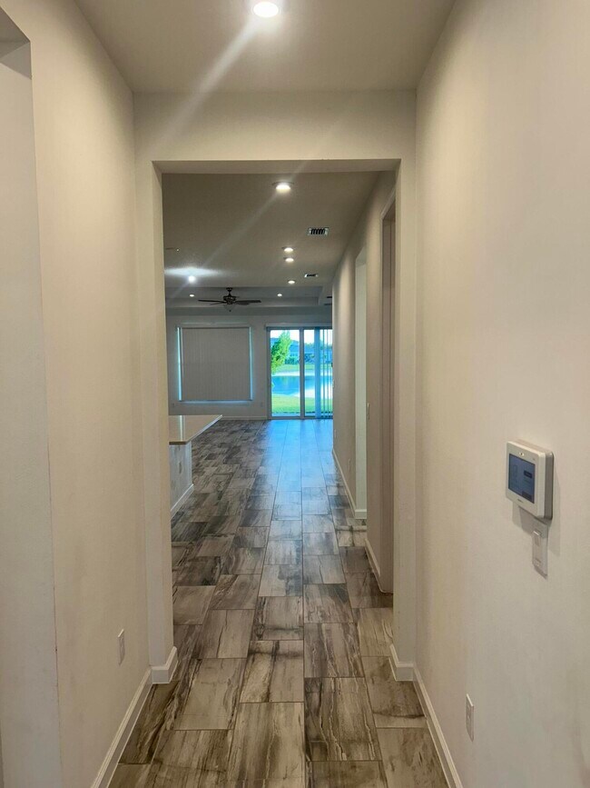 Foto del edificio - 12742 SW Phoenix Dr