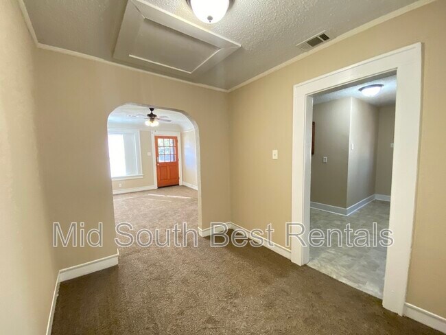 Foto del edificio - 1510 W 26th St