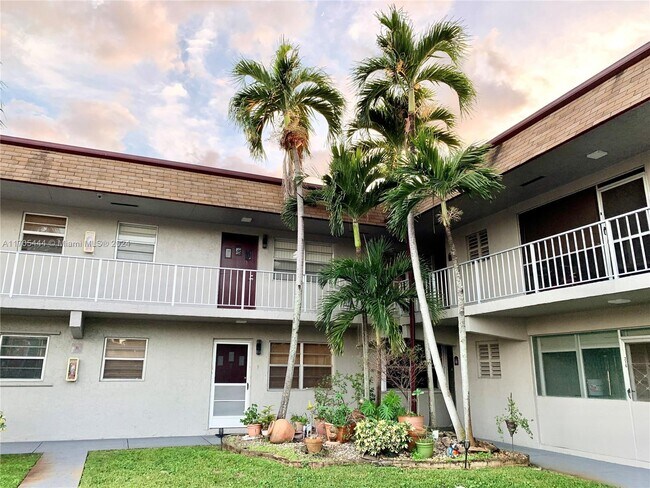 Foto del edificio - 2050 NW 81st Ave