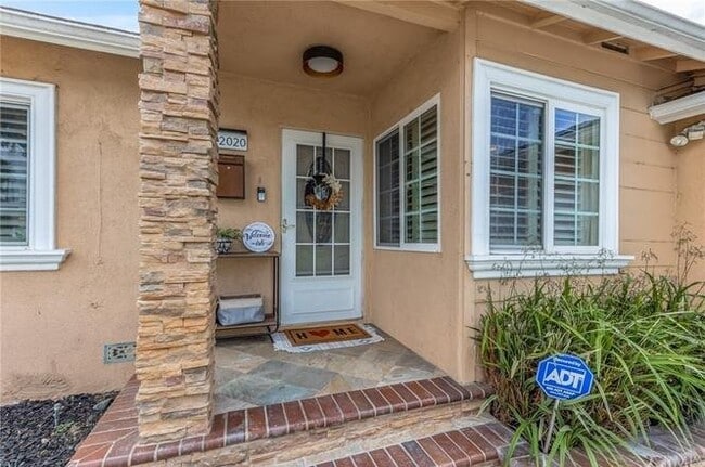 Building Photo - 12020 Springview Dr