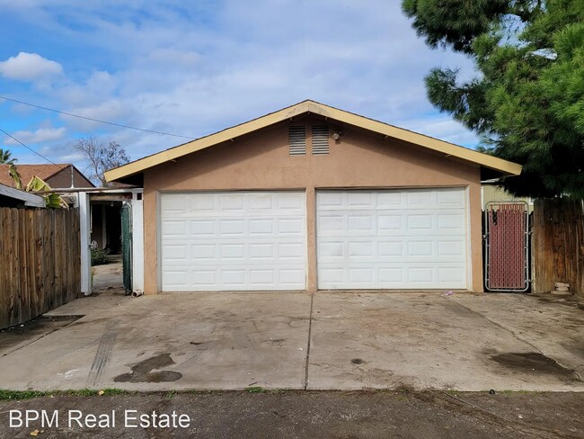 Building Photo - 3 br, 3 bath House - 1614 9th Ave