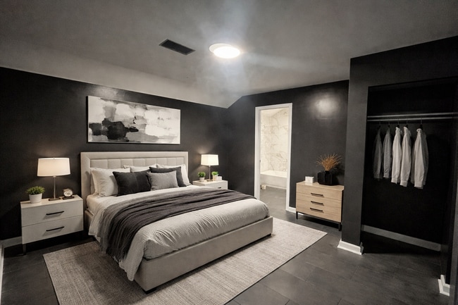 Building Photo - 1850 Davis Cir