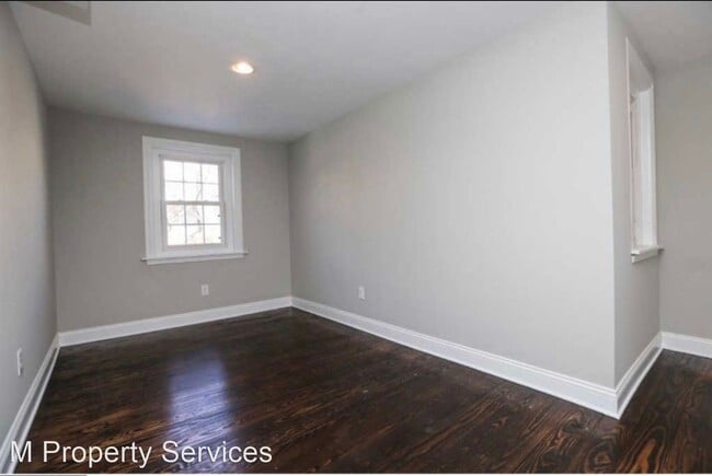 Building Photo - 2 br, 1.5 bath House - 348 East Elm Street