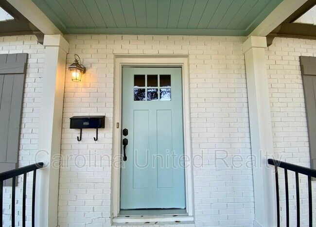 Foto del edificio - 7123 Rockledge Dr