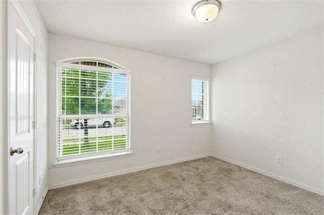 Foto del edificio - 903 Spruce Ln
