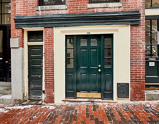 Building Photo - 16A S Russell St