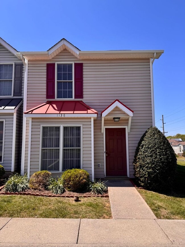 Townhouse for Rent in Liberty Square - Townhouse for Rent in Liberty Square