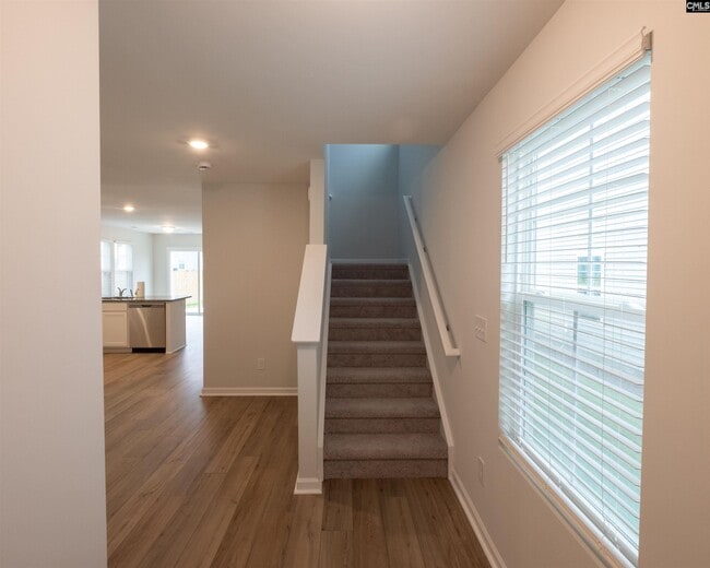 Building Photo - 643 Wooster Dr