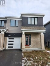 Building Photo - 151 Pictou Cres