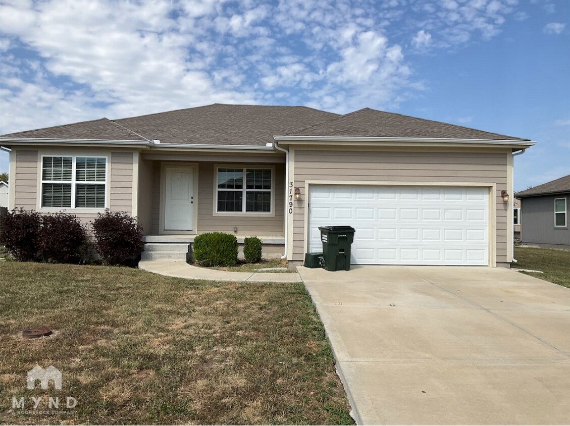Foto principal - 31790 W 171st St