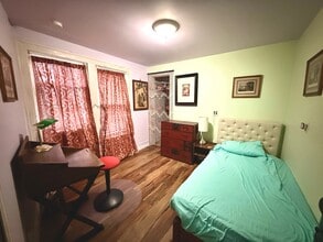 Building Photo - 4604 N Park Ave