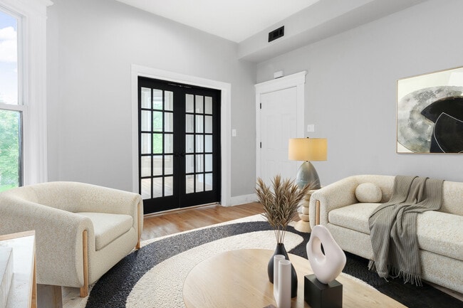 Foto del edificio - 6923 S Vernon Ave