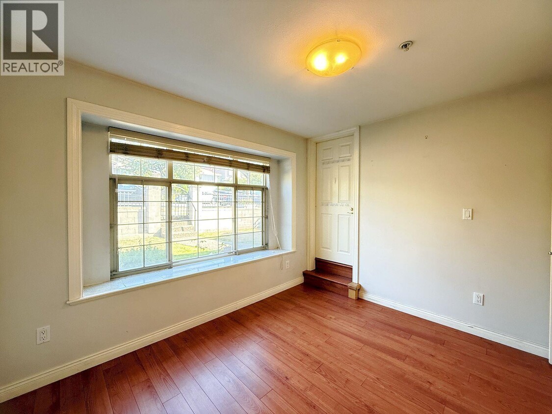 Building Photo - 12xx E 61st Ave