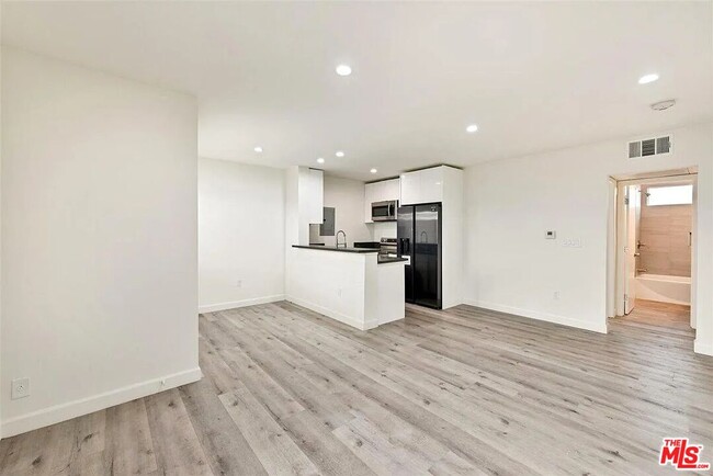 Foto del edificio - 5529 Bonner Ave