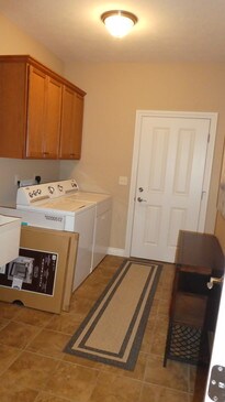Laundry Room - 6828 Liberty Cir