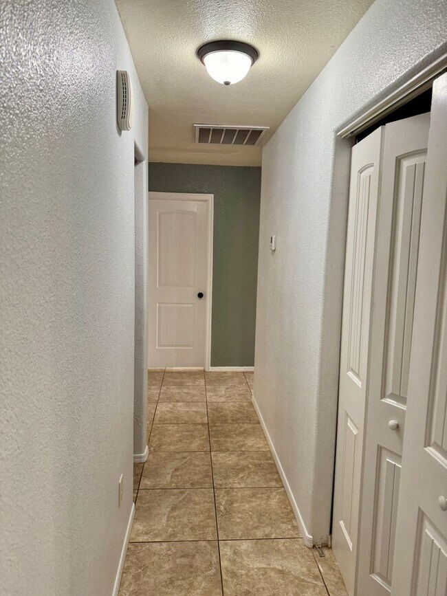Building Photo - Three Bedroom Home in San Luis Arizona