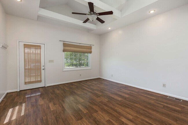 Foto del edificio - 1206 Payne St