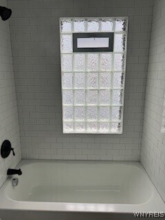 Foto del edificio - 229 Loring Ave