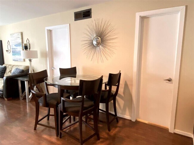 Building Photo - 2333 Bering Dr