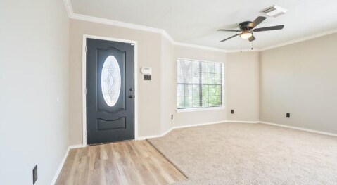 Foto del edificio - 10112 Sunset Pl