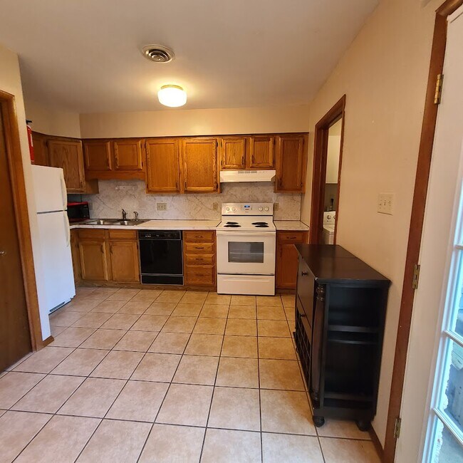 Foto del edificio - 935 5 W Whitehall Rd