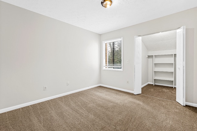 Building Photo - 3451 Cobbs Ferry Dr