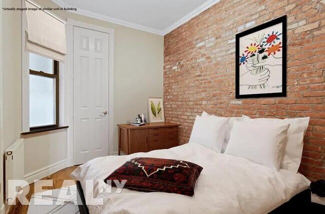 Building Photo - 204 East 13th Street