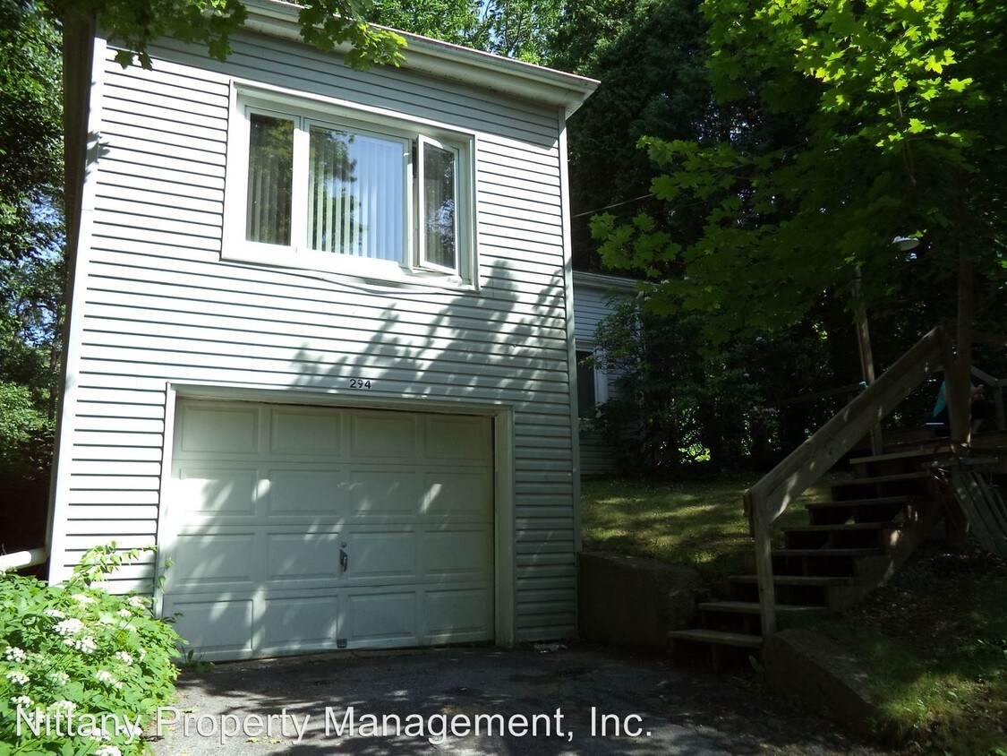 Primary Photo - 2 br, 1 bath House - 294 E. Pine Grove Road
