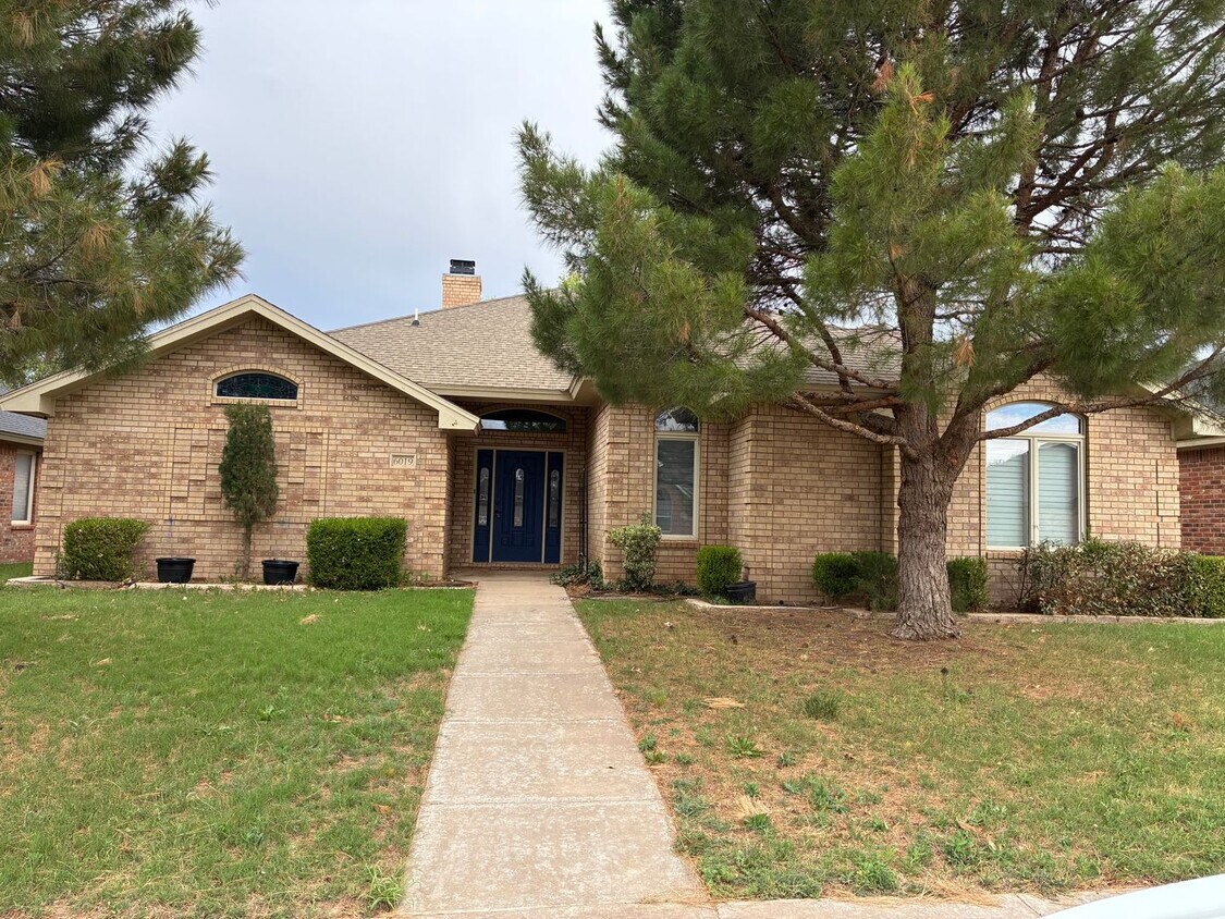 Foto principal - 4 Bedroom | 3 Bath Cooper ISD